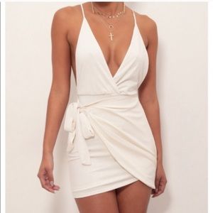 REPOSH Lucy In The Sky White Tie Dress